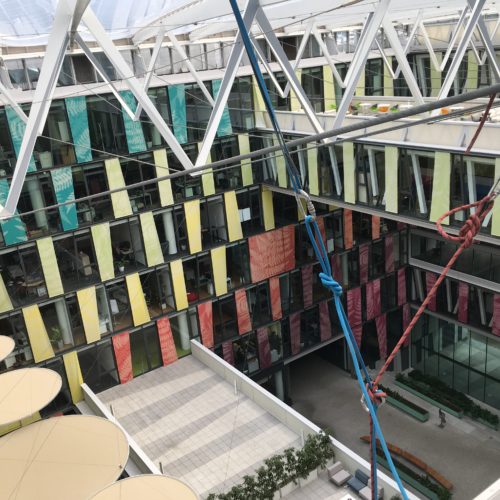 Pravidelné opravy Japonského stínění na objektu Amazon Court, Praha 8